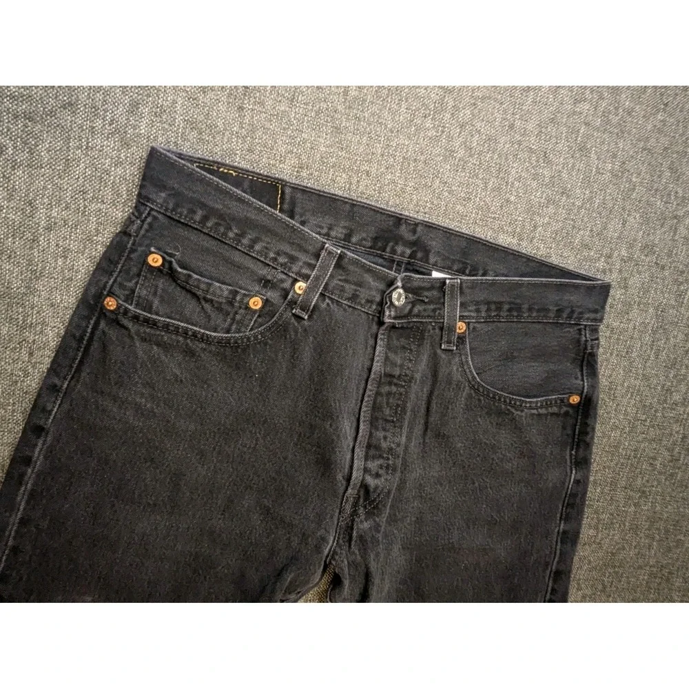 Levi's 501 Jeans Men's 30x32 Black Denim Straight Leg‎ Dark Wash Retro Pants